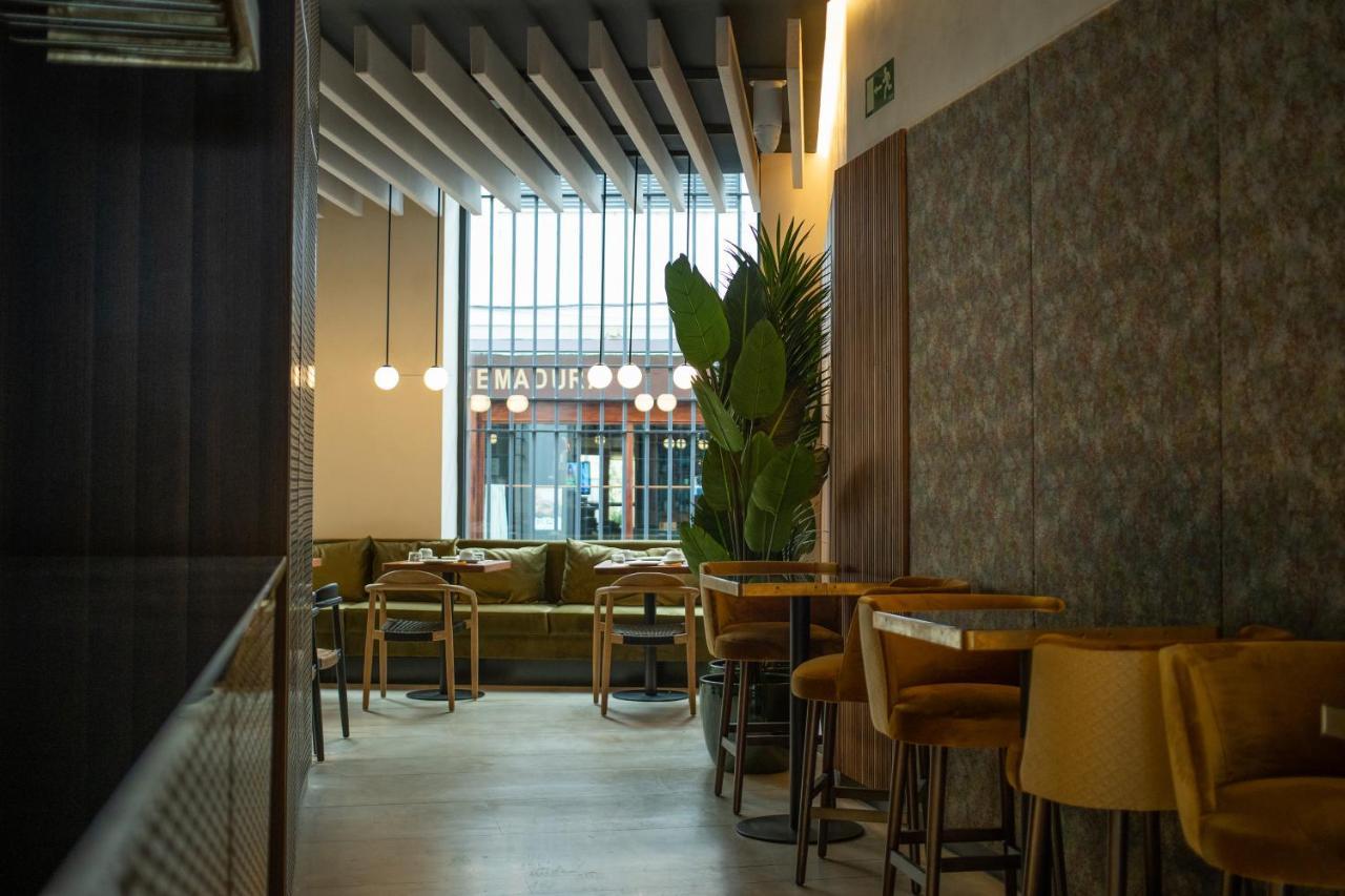 Отель Soho Boutique Catedral Севилья Экстерьер фото