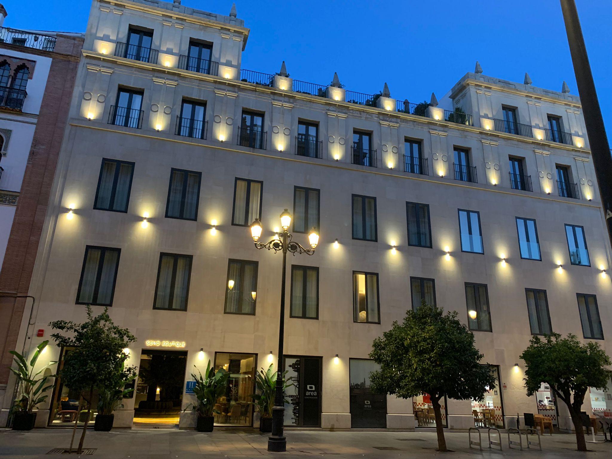 Отель Soho Boutique Catedral Севилья Экстерьер фото
