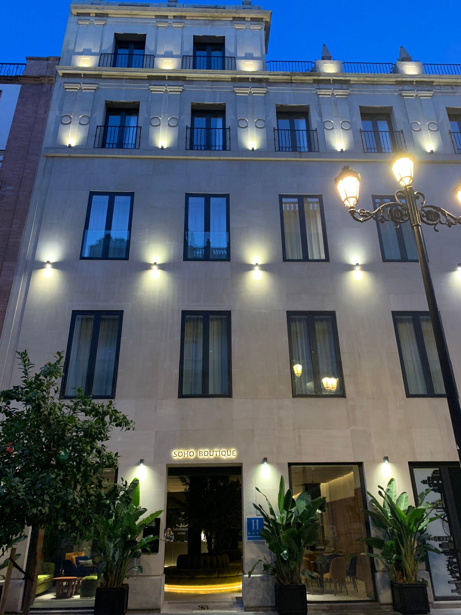 Отель Soho Boutique Catedral Севилья Экстерьер фото